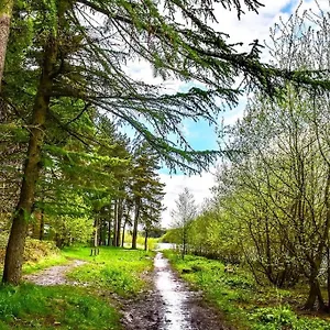 Stone Moor Lodge: Justin's Peak District Base Camp Stocksbridge (South Yorkshire)